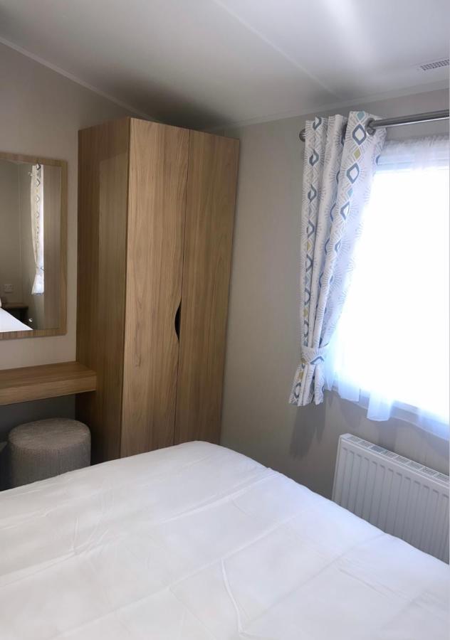 Brand New Modern Holiday Home - Haven The Orchards Holiday Park Saint Osyth Exterior foto